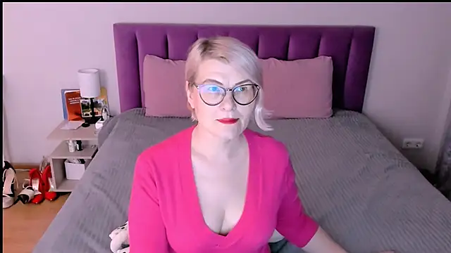 sabrinamacmarren online show from December 2025 03:21:01 PM