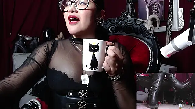 Snapshot of MeGoddesSara chatting on January 2025 03:18:02 AM MeGoddesSara online show from January 2025 03:18:02 AM