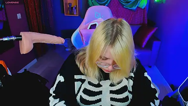 Yoki Shizuko online show from January 2026 06:39:02 AM