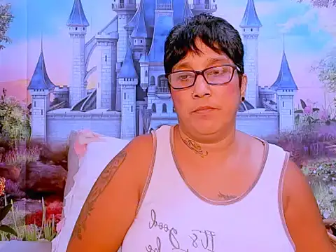 Snapshot of indianroxy chatting on February 2025 03:54:01 PM indianroxy online show from February 2025 03:54:01 PM