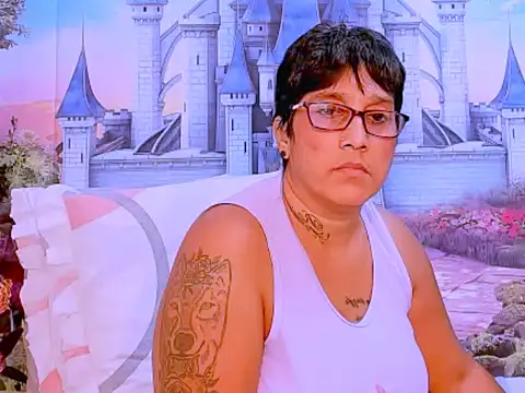 Snapshot of indianroxy chatting on March 2025 02:21:01 AM indianroxy online show from March 2025 02:21:01 AM