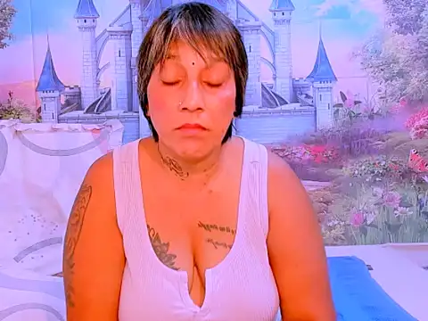 Snapshot of indianroxy chatting on September 2025 06:46:02 AM indianroxy online show from September 2025 06:46:02 AM