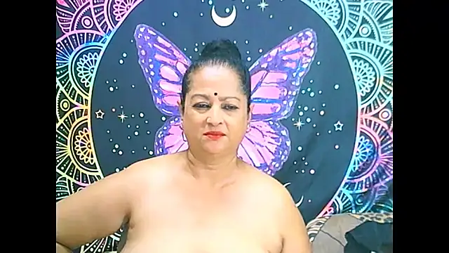 Snapshot of matureindian chatting on March 2025 09:43:01 PM matureindian online show from March 2025 09:43:01 PM