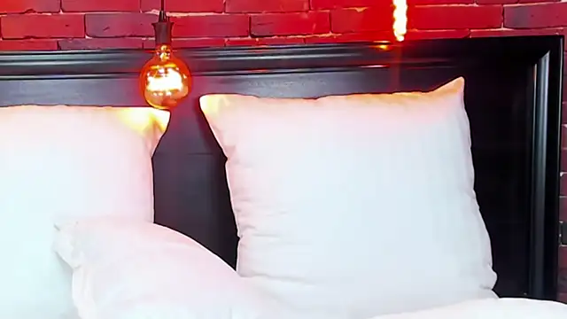 ChristynaRoss online show from February 2025 11:39:01 PM