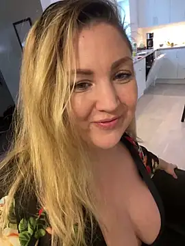 Snapshot of Anna_Alexa chatting on January 2025 11:15:02 AM Anna Alexa online show from January 2025 11:15:02 AM