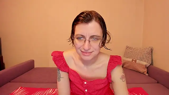 Snapshot of MarilynDream chatting on October 2025 11:05:01 PM MarilynDream online show from October 2025 11:05:01 PM