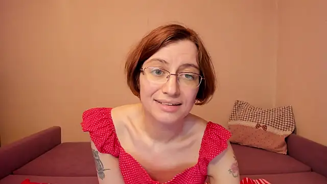 Snapshot of MarilynDream chatting on March 2026 02:56:01 PM MarilynDream online show from March 2026 02:56:01 PM