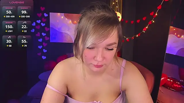 Snapshot of BellaDreamy chatting on February 2025 11:49:01 AM BellaDreamy online show from February 2025 11:49:01 AM