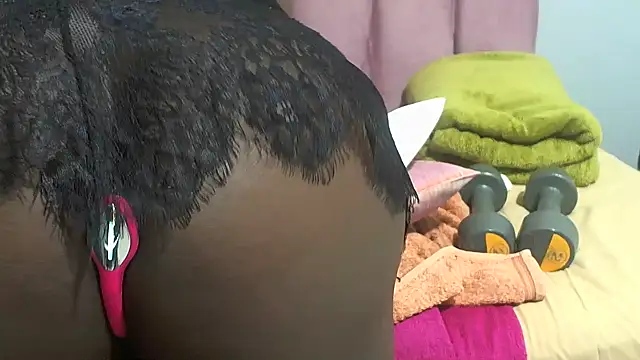 Snapshot of brownsugahxx chatting on November 2025 07:24:02 PM brownsugahxx online show from November 2025 07:24:02 PM