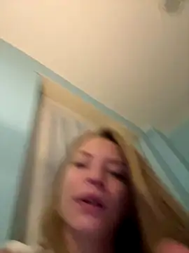 Snapshot of AnastasiaAniess chatting on December 2024 06:59:02 AM AnastasiaAniess online show from December 2024 06:59:02 AM