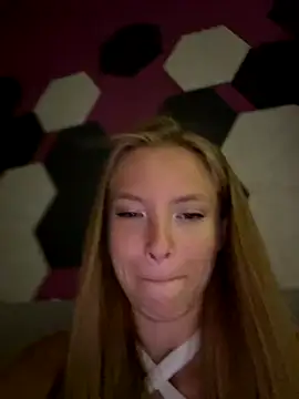 AnastasiaAniess online show from October 2025 07:01:02 PM