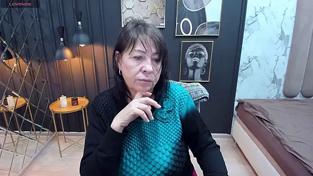 Snapshot of LindaPassionate chatting on December 2024 05:20:01 AM LindaPassionate online show from December 2024 05:20:01 AM