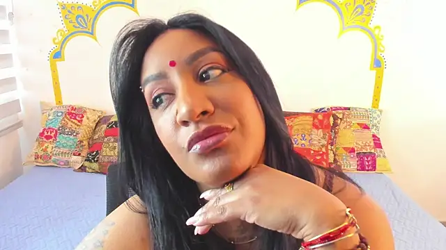 Snapshot of LadyNahir chatting on October 2025 08:36:02 PM LadyNahir online show from October 2025 08:36:02 PM