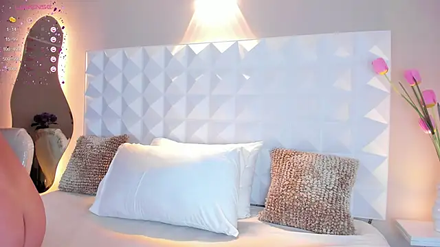 myax evans online show from March 2025 11:40:01 AM