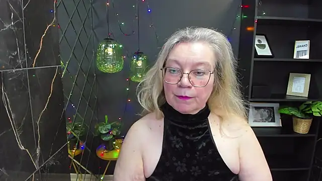 Snapshot of NataliMellow chatting on December 2024 01:17:02 PM NataliMellow online show from December 2024 01:17:02 PM