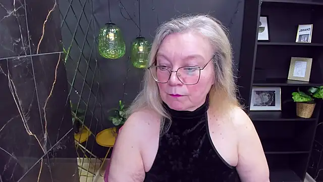 Snapshot of NataliMellow chatting on January 2025 01:11:02 PM NataliMellow online show from January 2025 01:11:02 PM