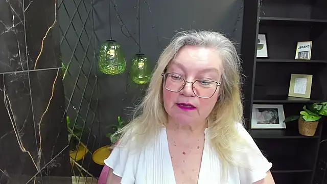 Snapshot of NataliMellow chatting on January 2025 01:16:02 PM NataliMellow online show from January 2025 01:16:02 PM