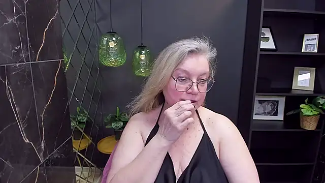 Snapshot of NataliMellow chatting on January 2025 07:39:02 PM NataliMellow online show from January 2025 07:39:02 PM