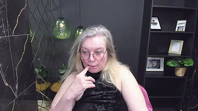 Snapshot of NataliMellow chatting on February 2025 04:14:02 PM NataliMellow online show from February 2025 04:14:02 PM