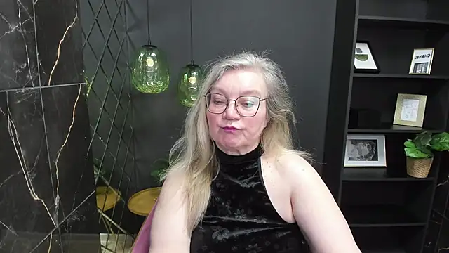 Snapshot of NataliMellow chatting on February 2025 04:22:01 PM NataliMellow online show from February 2025 04:22:01 PM
