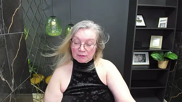 Snapshot of NataliMellow chatting on March 2025 07:17:01 PM NataliMellow online show from March 2025 07:17:01 PM