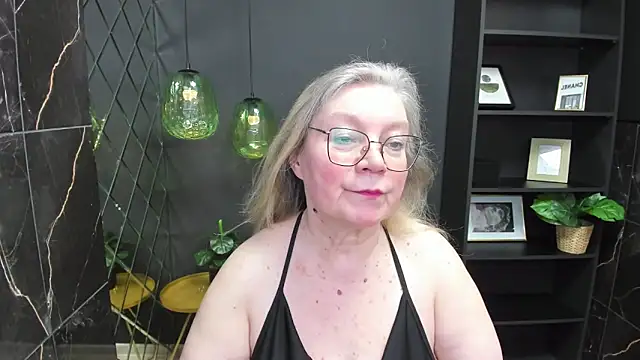 Snapshot of NataliMellow chatting on March 2025 01:15:01 PM NataliMellow online show from March 2025 01:15:01 PM