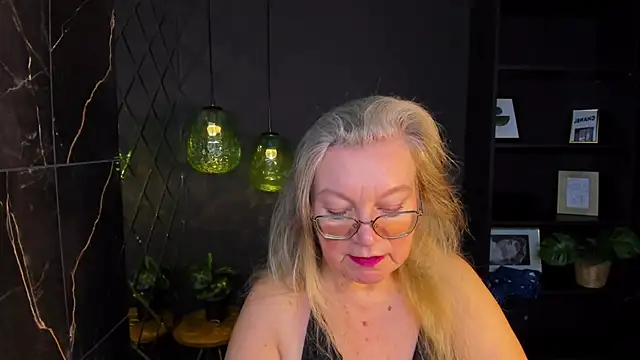 NataliMellow online show from November 2025 12:59:02 PM