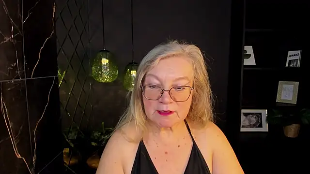 NataliMellow online show from November 2025 01:11:01 PM