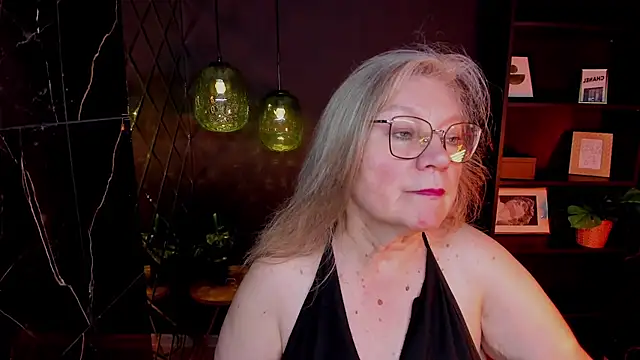 NataliMellow online show from June 2026 01:15:02 PM