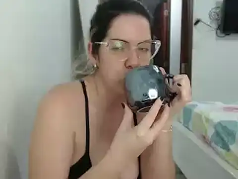 ashlymoon online show from February 2025 12:38:02 AM