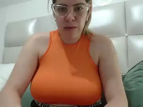 ashlymoon online show from March 2025 01:03:02 AM