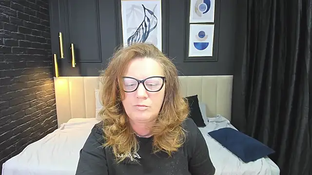 Snapshot of LeaPure chatting on March 2026 05:13:01 AM LeaPure online show from March 2026 05:13:01 AM