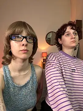 Snapshot of Jitoon_Exe chatting on October 2025 05:46:02 PM Jitoon Exe online show from October 2025 05:46:02 PM