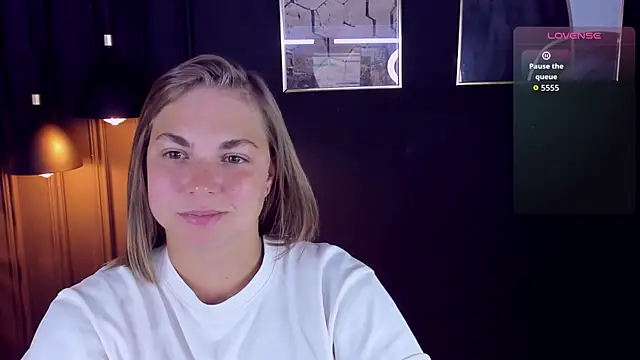 Snapshot of TataArdent chatting on October 2025 08:22:02 PM TataArdent online show from October 2025 08:22:02 PM