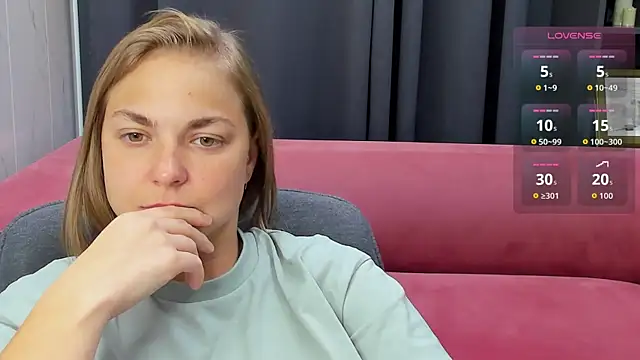 Snapshot of TataArdent chatting on October 2025 08:20:01 PM TataArdent online show from October 2025 08:20:01 PM