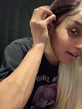 Rakiyahcharms online show from February 2025 07:15:02 PM