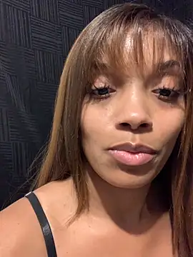 Rakiyahcharms online show from September 2025 05:25:01 PM