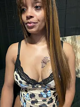Rakiyahcharms online show from June 2026 06:21:02 PM