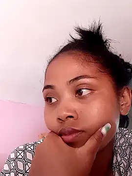 Snapshot of naya86 chatting on February 2025 06:07:01 AM naya86 online show from February 2025 06:07:01 AM