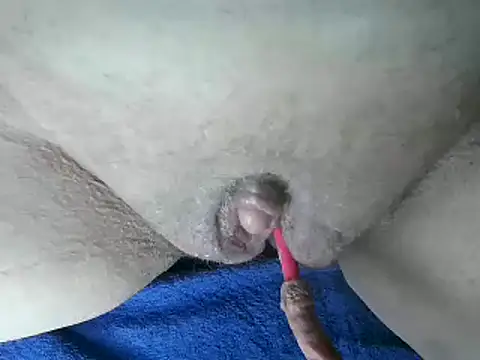 Snapshot of heidi60 chatting on December 2024 04:29:02 PM heidi60 online show from December 2024 04:29:02 PM