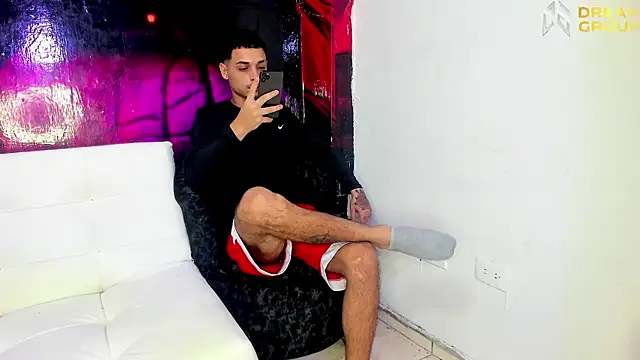 AmazingPartys online show from September 2025 02:37:02 AM