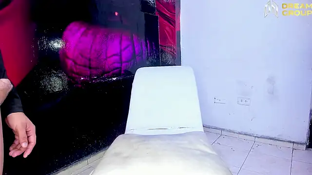 AmazingPartys online show from October 2025 03:57:02 PM