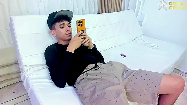 AmazingPartys online show from February 2026 02:41:01 AM