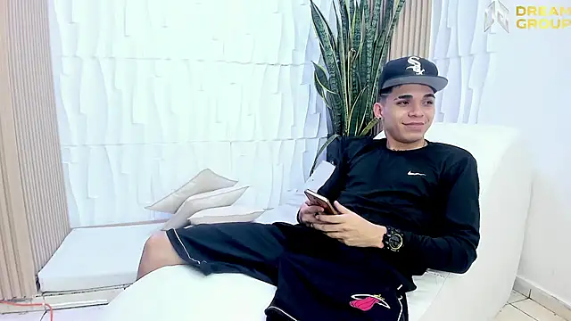 AmazingPartys online show from March 2026 04:29:01 AM