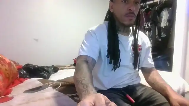 Snapshot of BigWayneBabyXXX chatting on May 2026 03:23:02 AM BigWayneBabyXXX online show from May 2026 03:23:02 AM