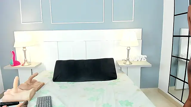 Snapshot of Blackrosse__ chatting on November 2025 01:00:02 PM Blackrosse online show from November 2025 01:00:02 PM