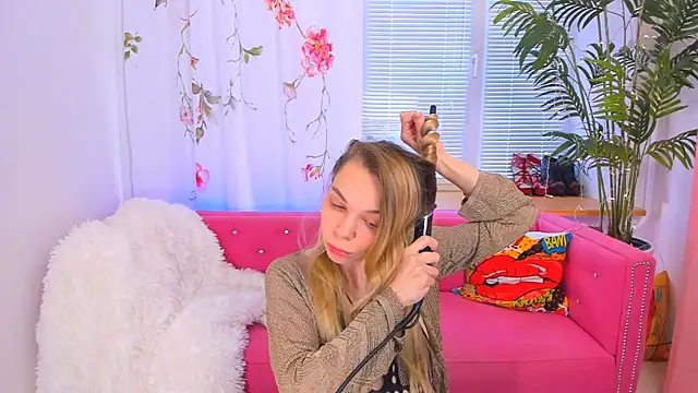 Snapshot of The_Deep_Passion chatting on February 2025 08:17:02 AM The Deep Passion online show from February 2025 08:17:02 AM