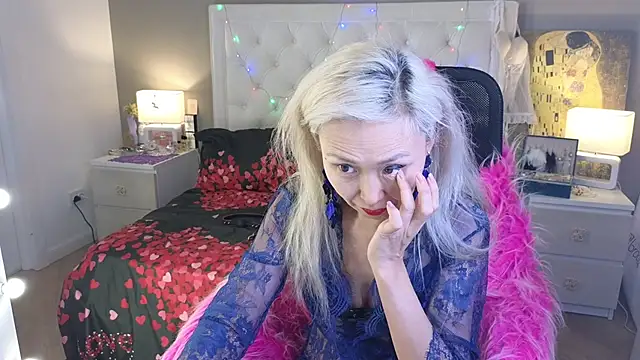 RoxalanaStar online show from February 2026 11:14:01 PM