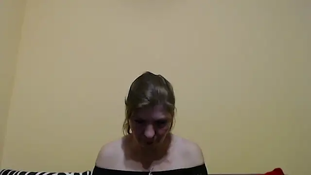 christine33 online show from February 2026 03:23:01 PM