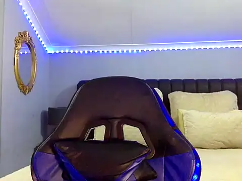 Snapshot of BOOTYBANGER24xx chatting on October 2025 02:40:02 AM BOOTYBANGER24xx online show from October 2025 02:40:02 AM